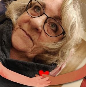 Meet your Posher, Carol